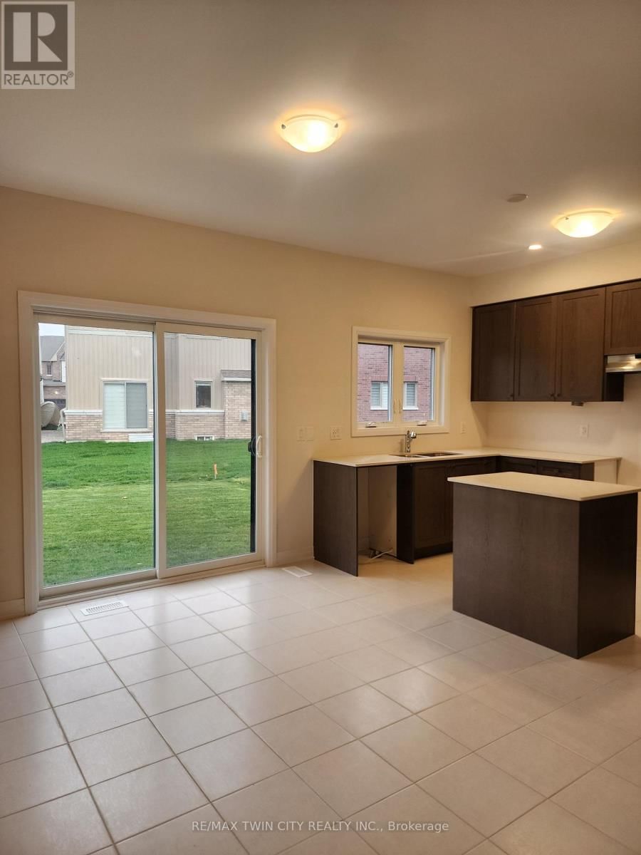 121 DAY STREET Image 4