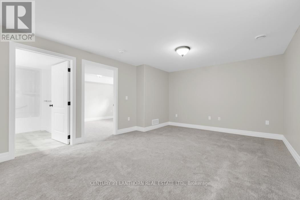 45 BARLEY TRAIL Image 30