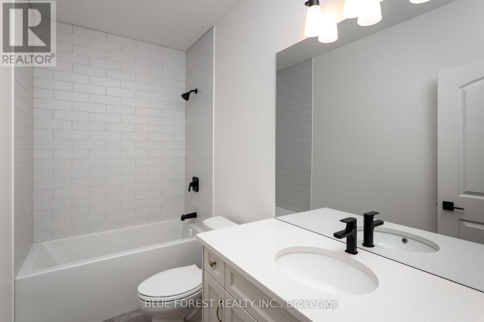 4 - 279 BOARDWALK WAY Image 14