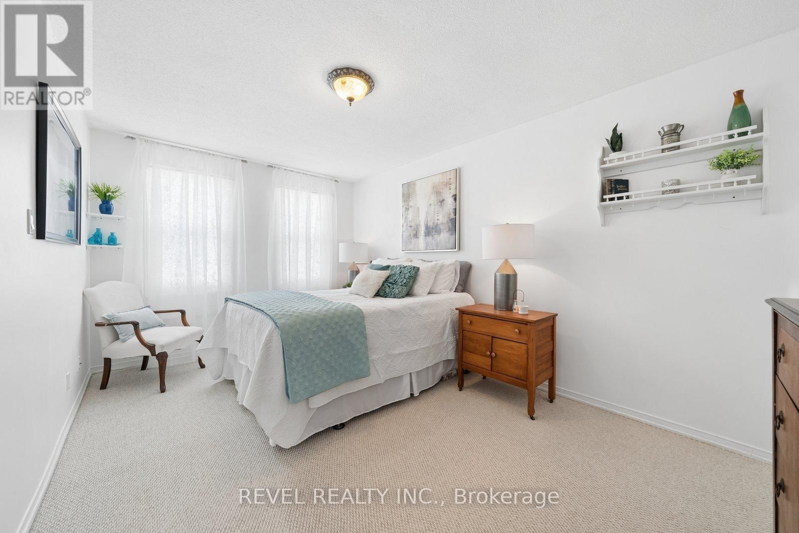 284 VICTORIA AVENUE NORTH Image 23