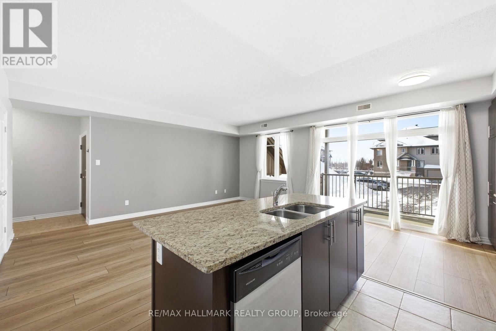 C - 170 HORNCHURCH LANE Image 15