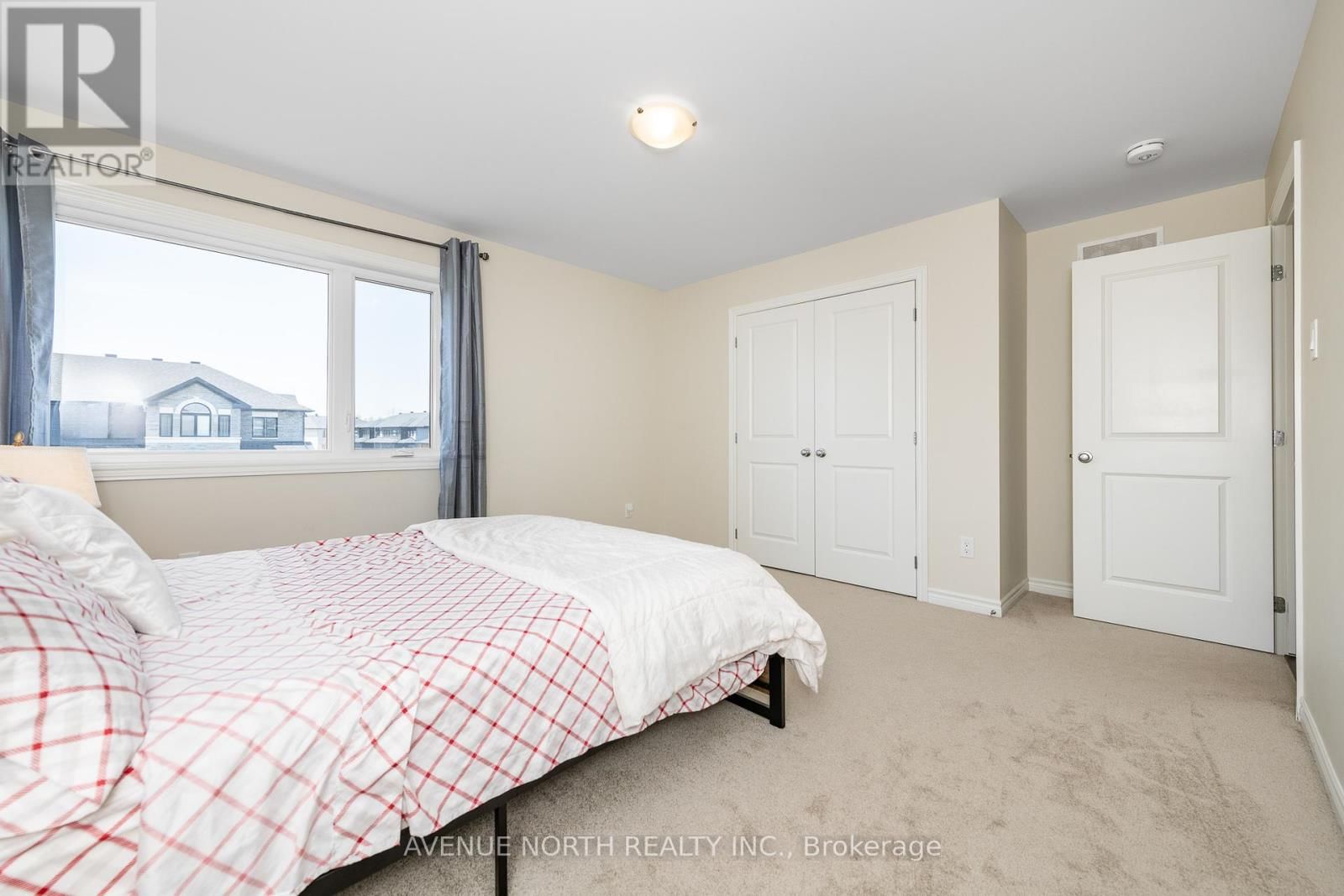 756 NAMUR STREET Image 21