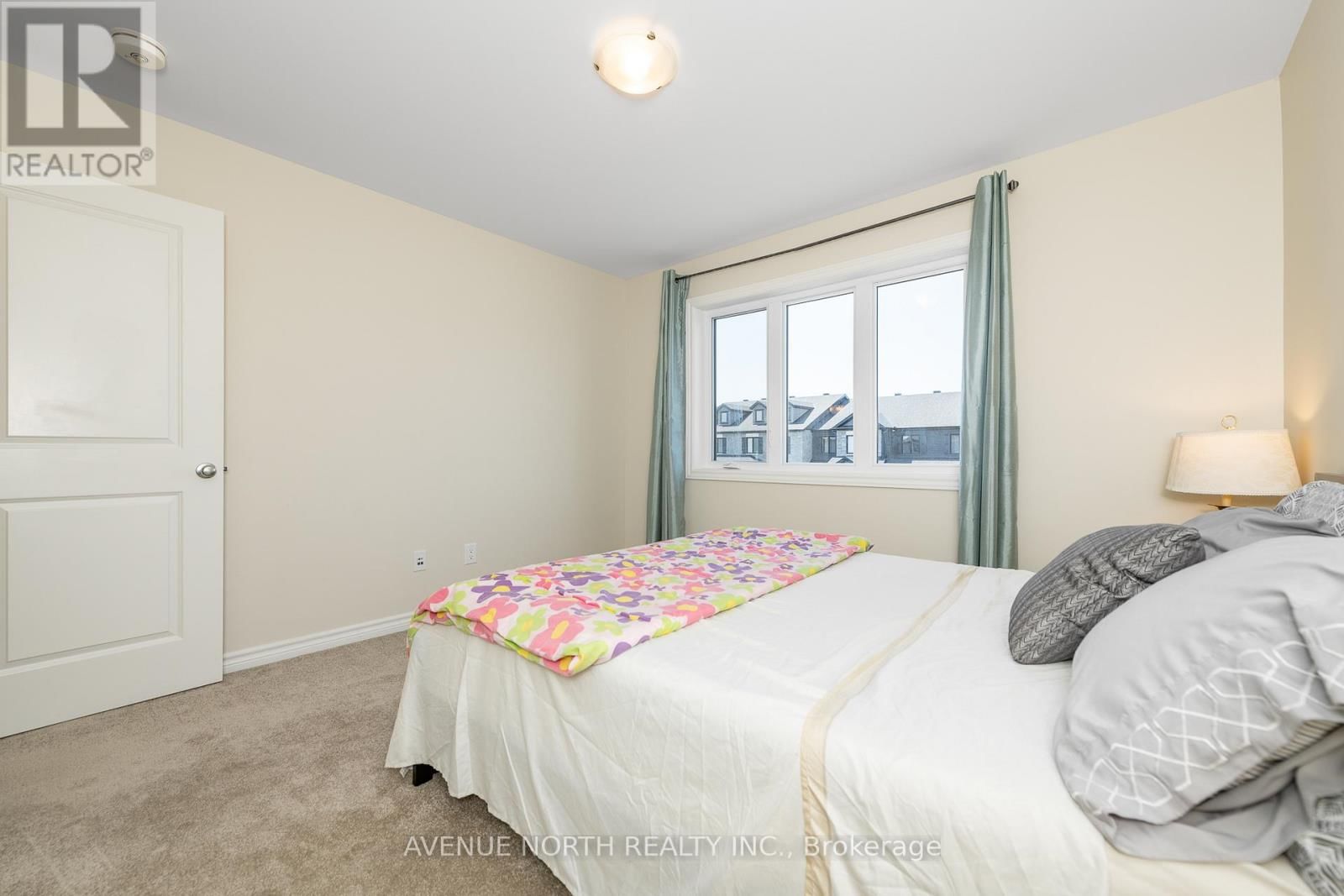 756 NAMUR STREET Image 23