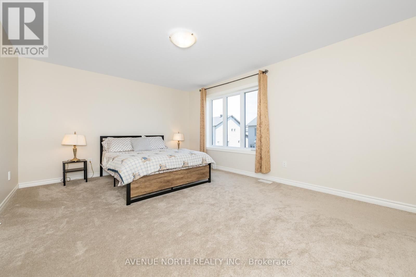 756 NAMUR STREET Image 27