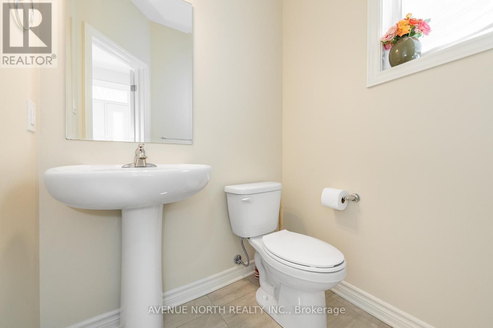 756 NAMUR STREET Image 5