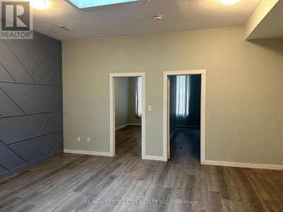 Commercial for Rent in Ontario