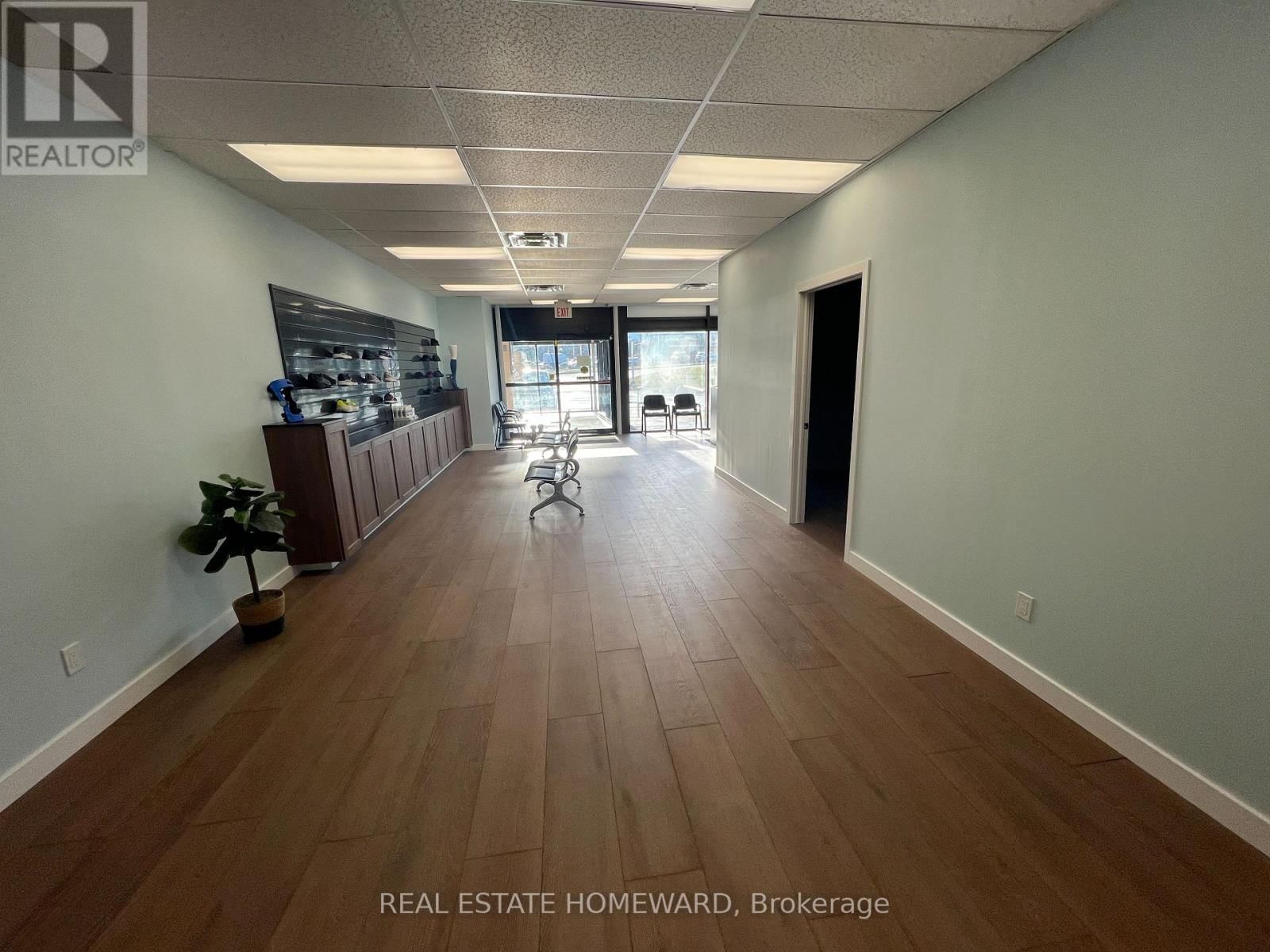 307-307A BRIDGE STREET WEST Image 12