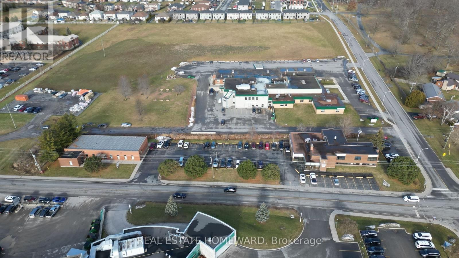 307-307A BRIDGE STREET WEST Image 3