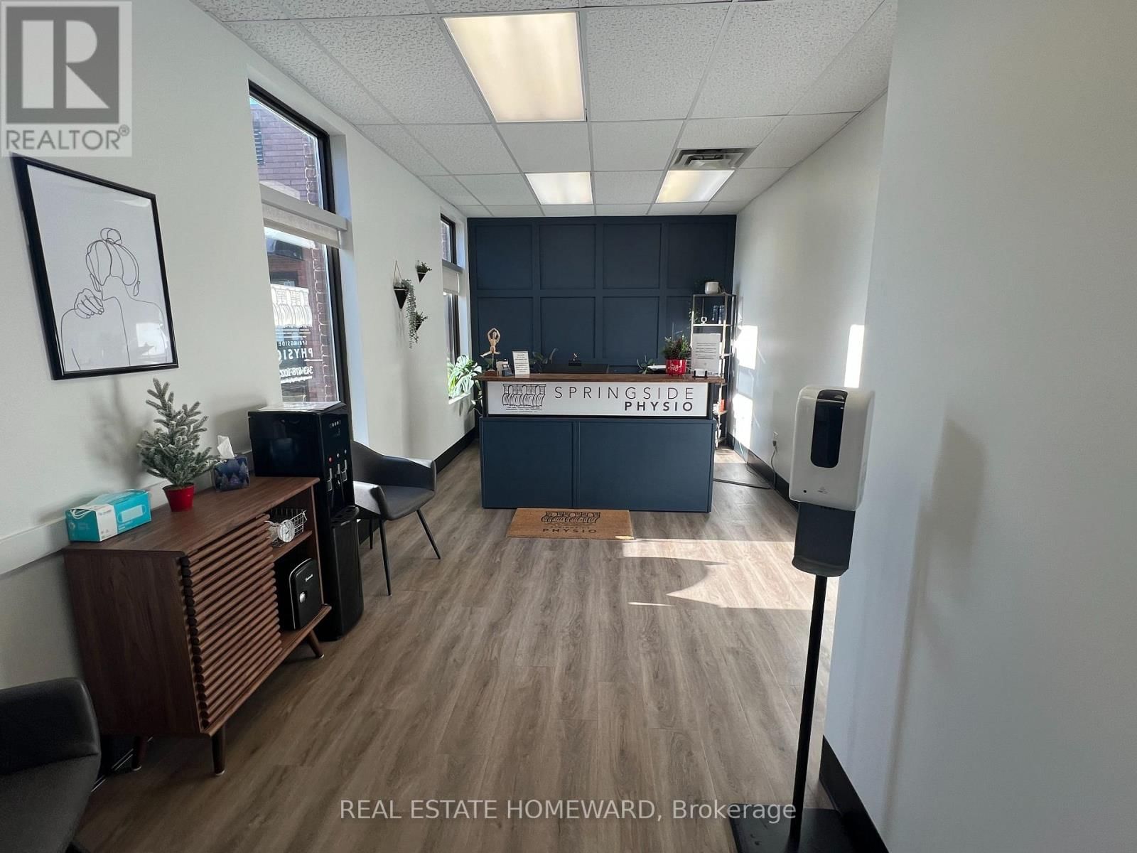 307-307A BRIDGE STREET WEST Image 32