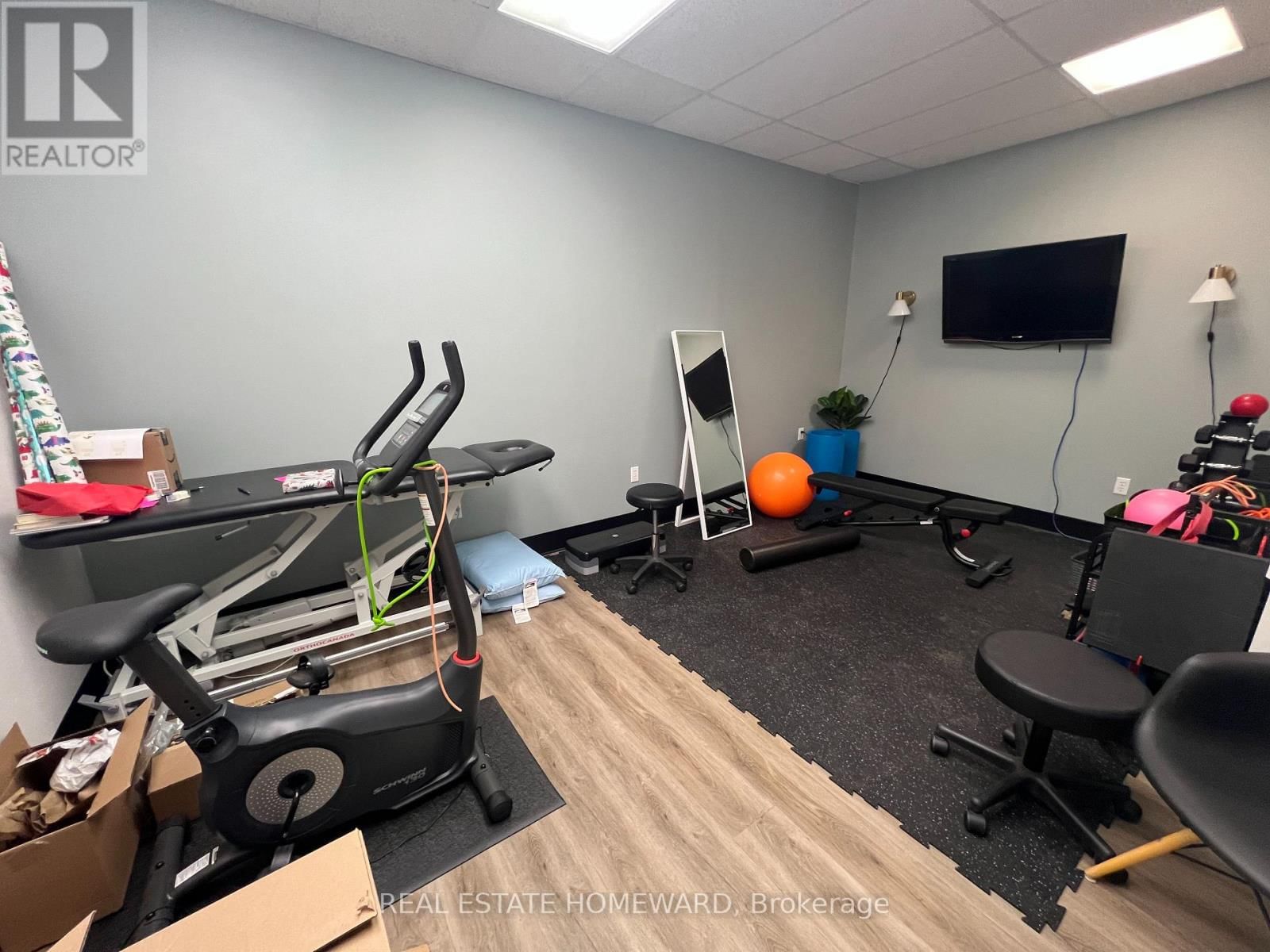 307-307A BRIDGE STREET WEST Image 35