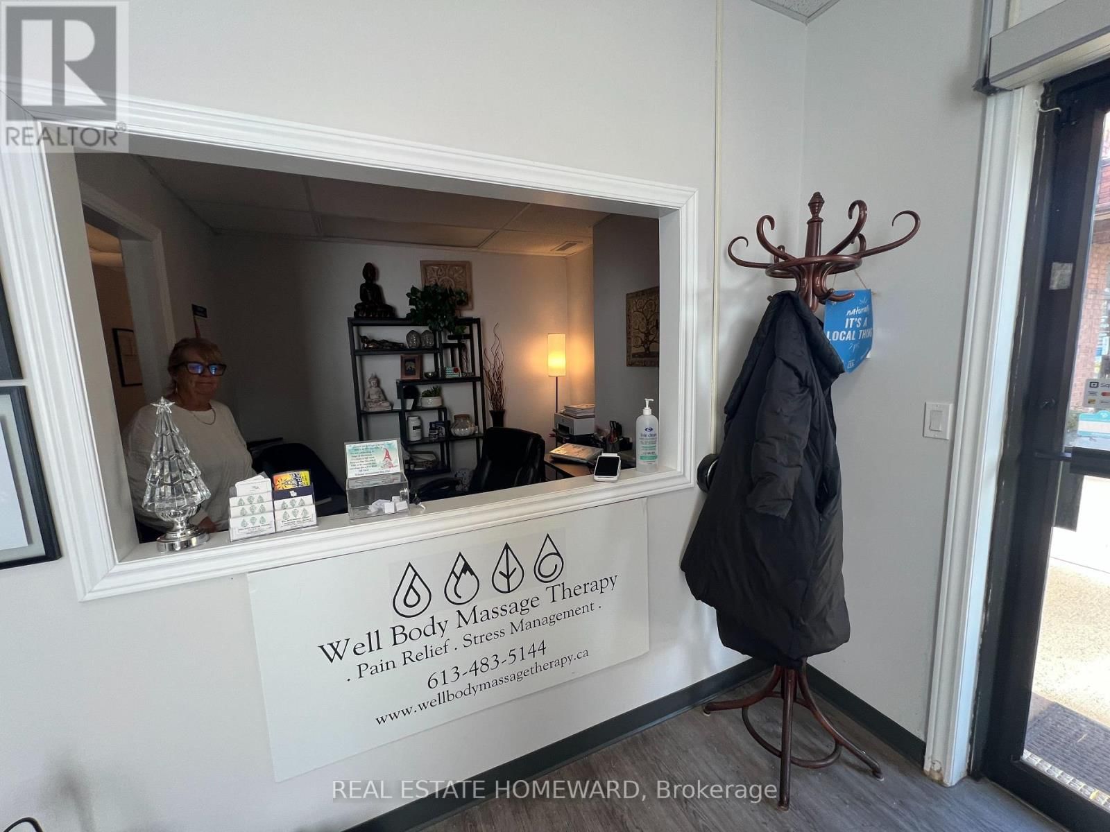 307-307A BRIDGE STREET WEST Image 43