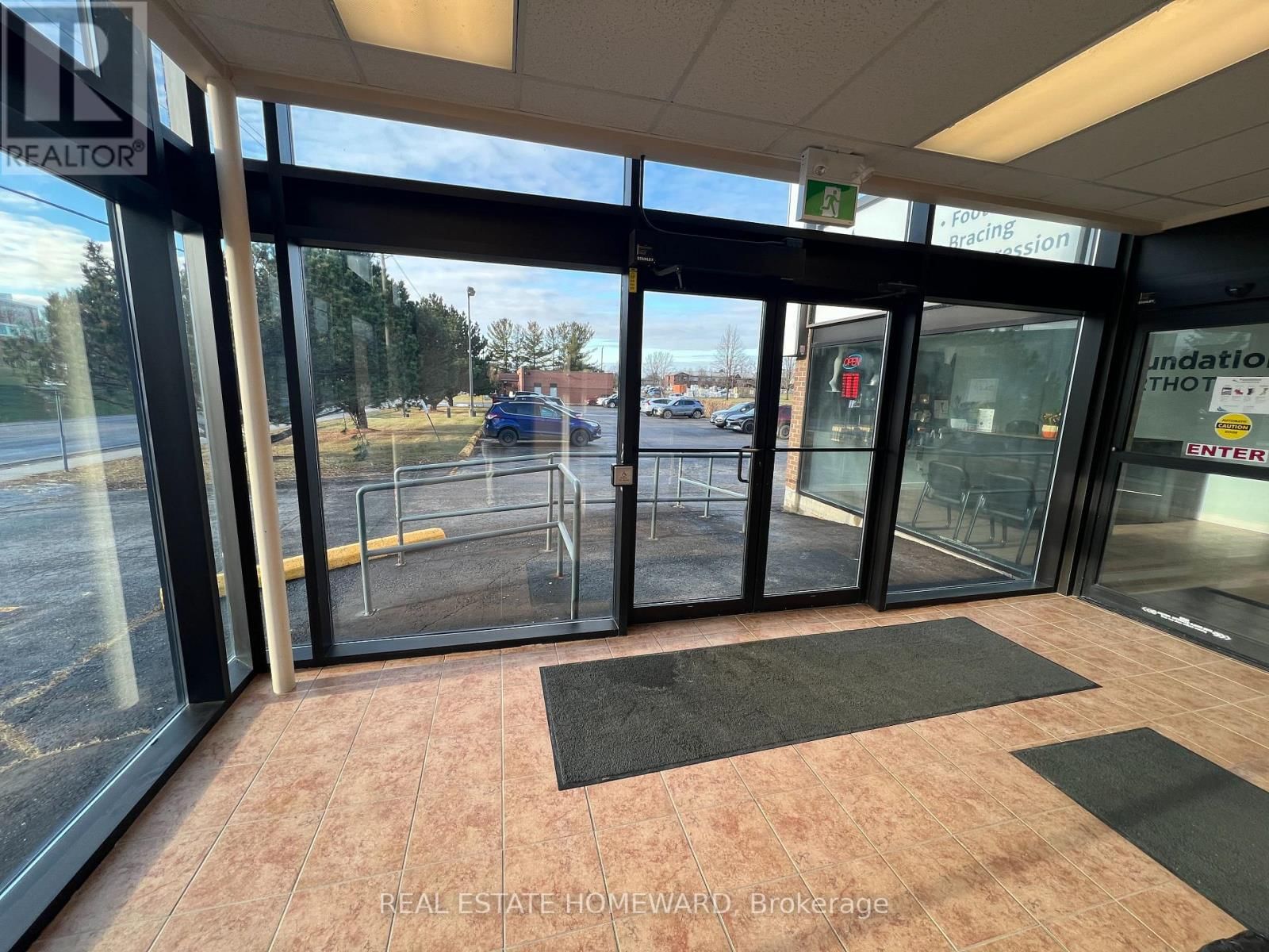 307-307A BRIDGE STREET WEST Image 8