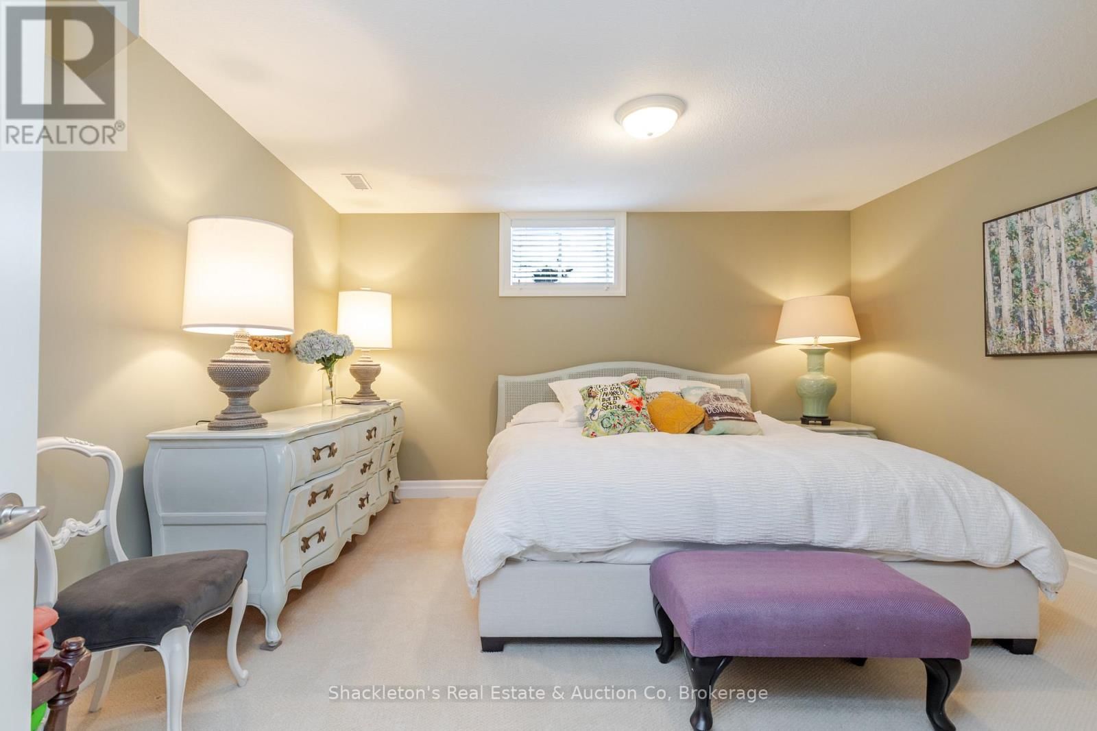 47 NORTH POINTE DRIVE Image 34