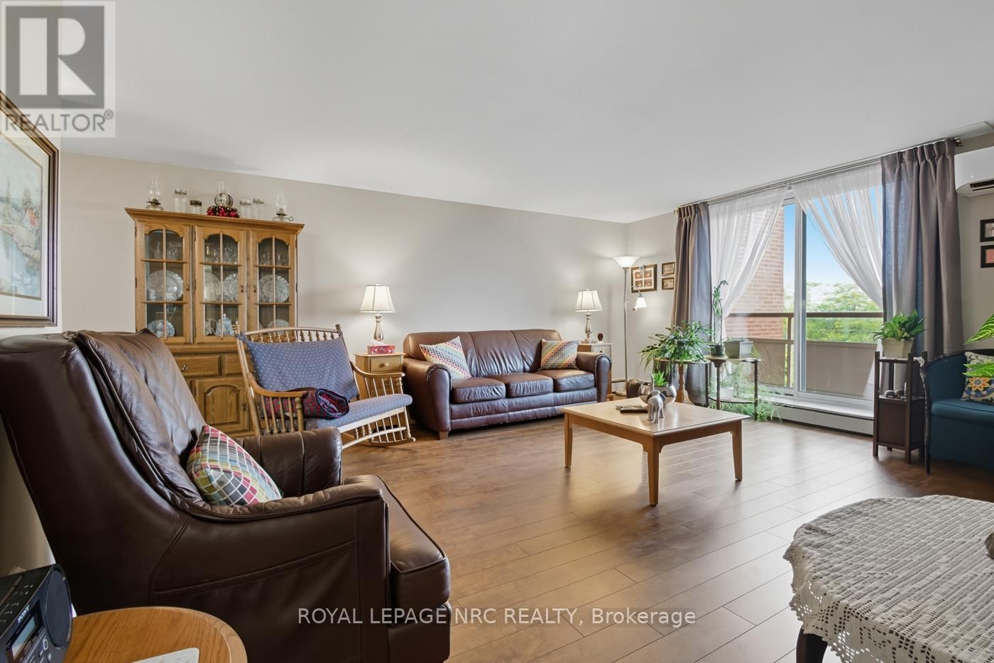 505 - 264 GRANTHAM AVENUE Image 33