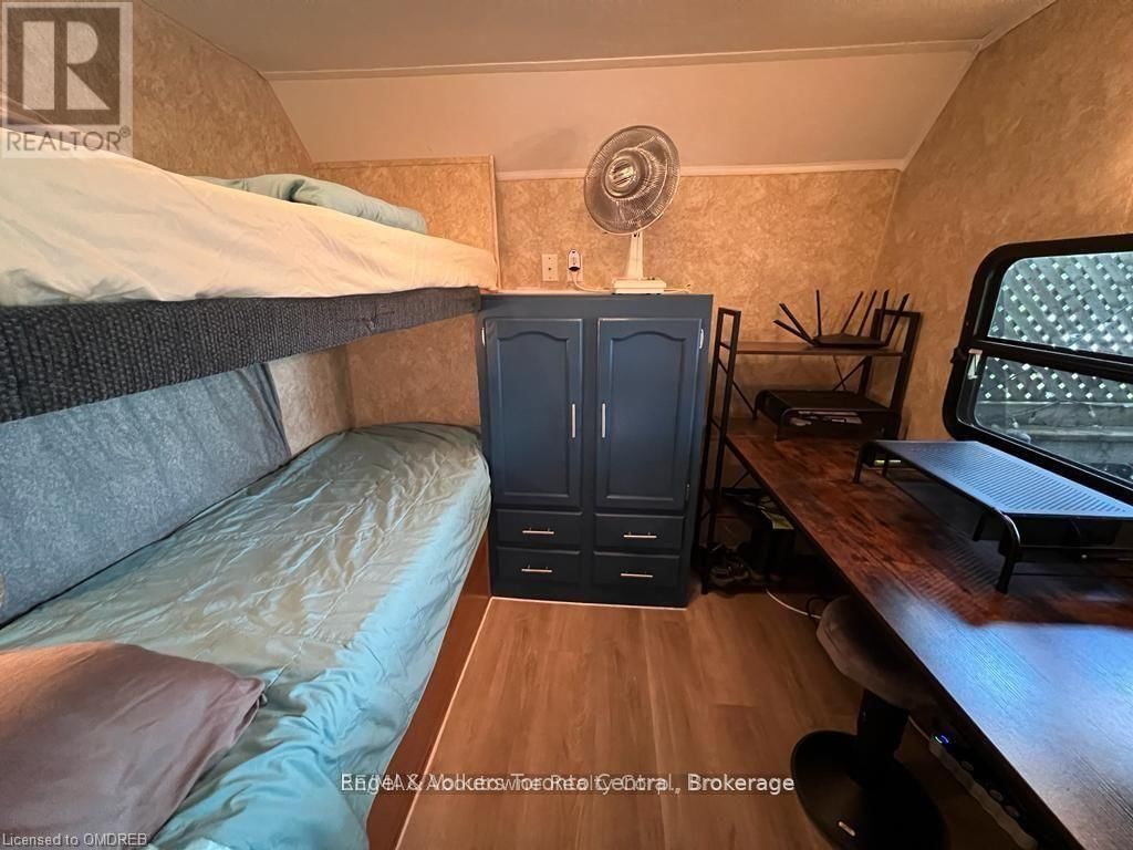 L 9 - 7489 SIDEROAD 5 E Image 13