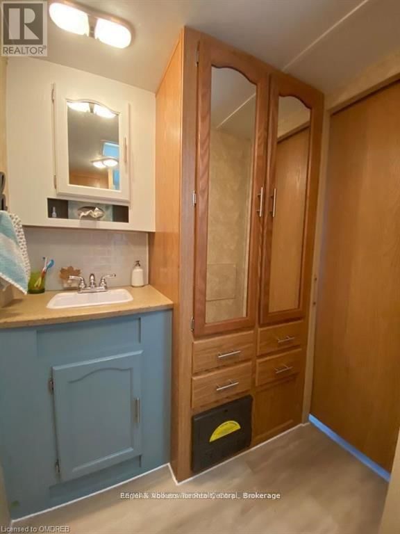 L 9 - 7489 SIDEROAD 5 E Image 17