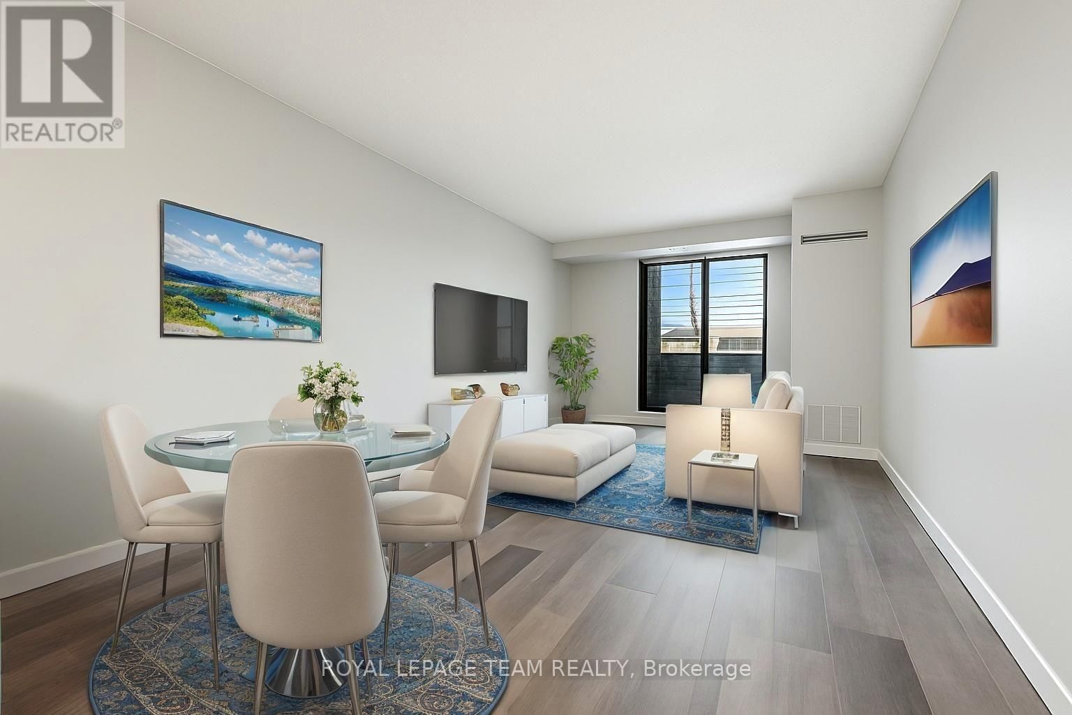 901 - 200 BAY STREET Image 10