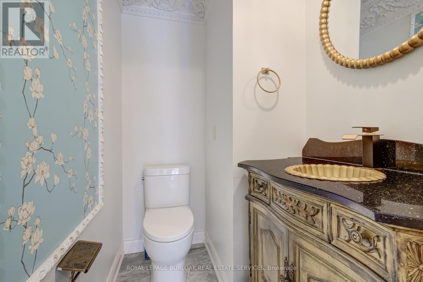 28 STONEGATE DRIVE Image 24