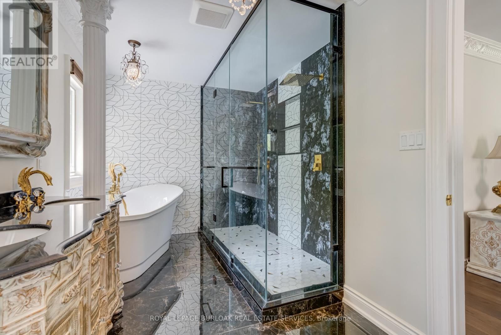 28 STONEGATE DRIVE Image 28