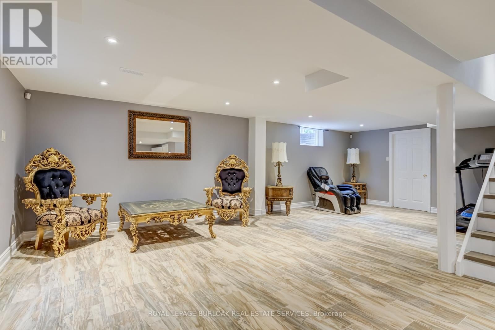 28 STONEGATE DRIVE Image 37