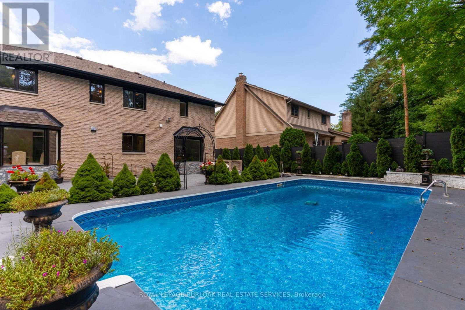 28 STONEGATE DRIVE Image 46