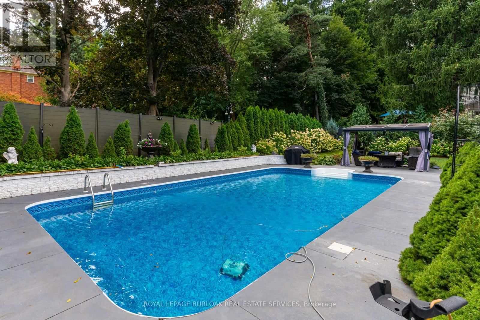 28 STONEGATE DRIVE Image 48