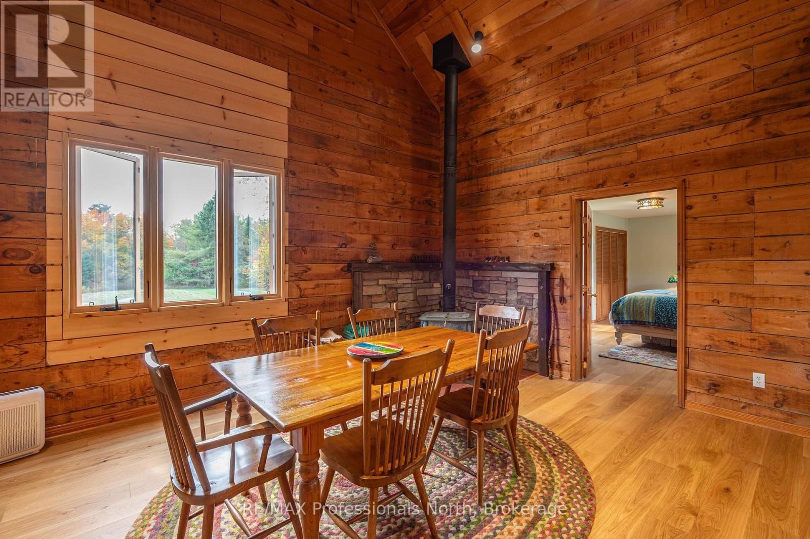 1110 SEDGWICK ROAD Image 12