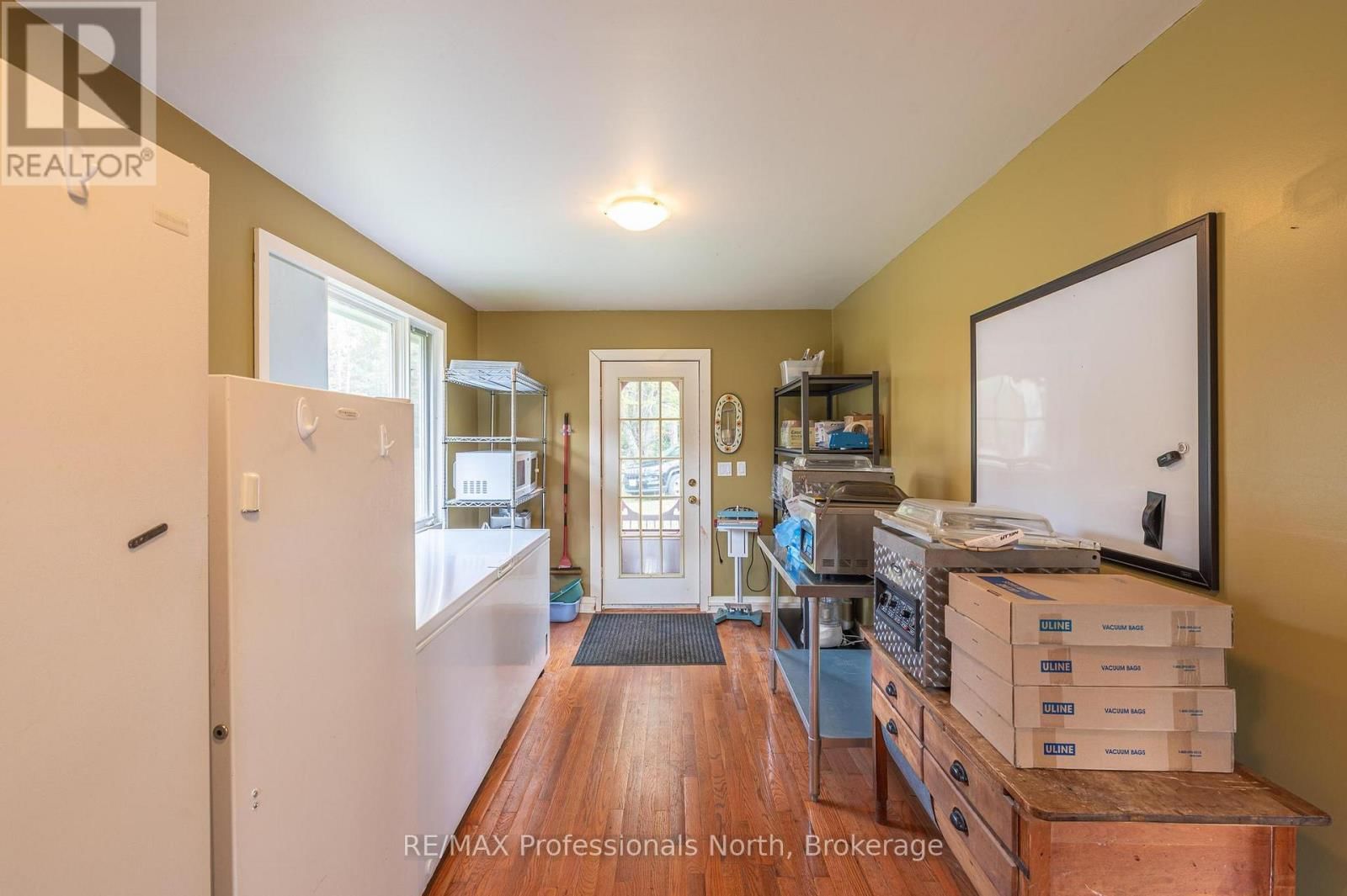 1110 SEDGWICK ROAD Image 25