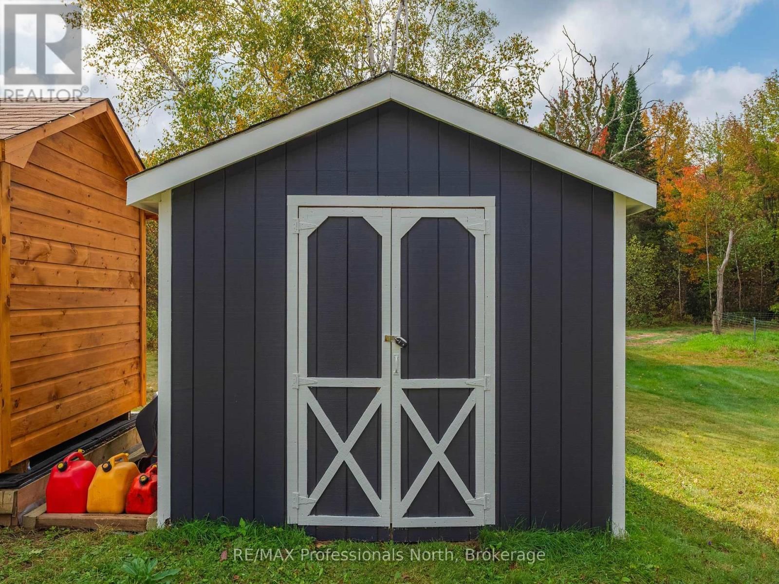 1110 SEDGWICK ROAD Image 34