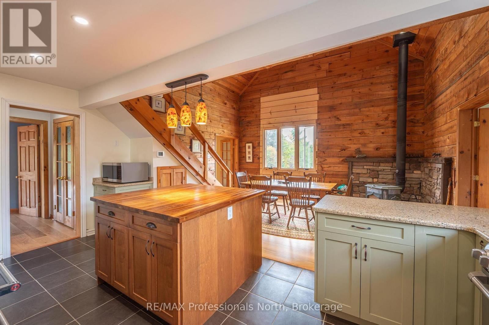 1110 SEDGWICK ROAD Image 8