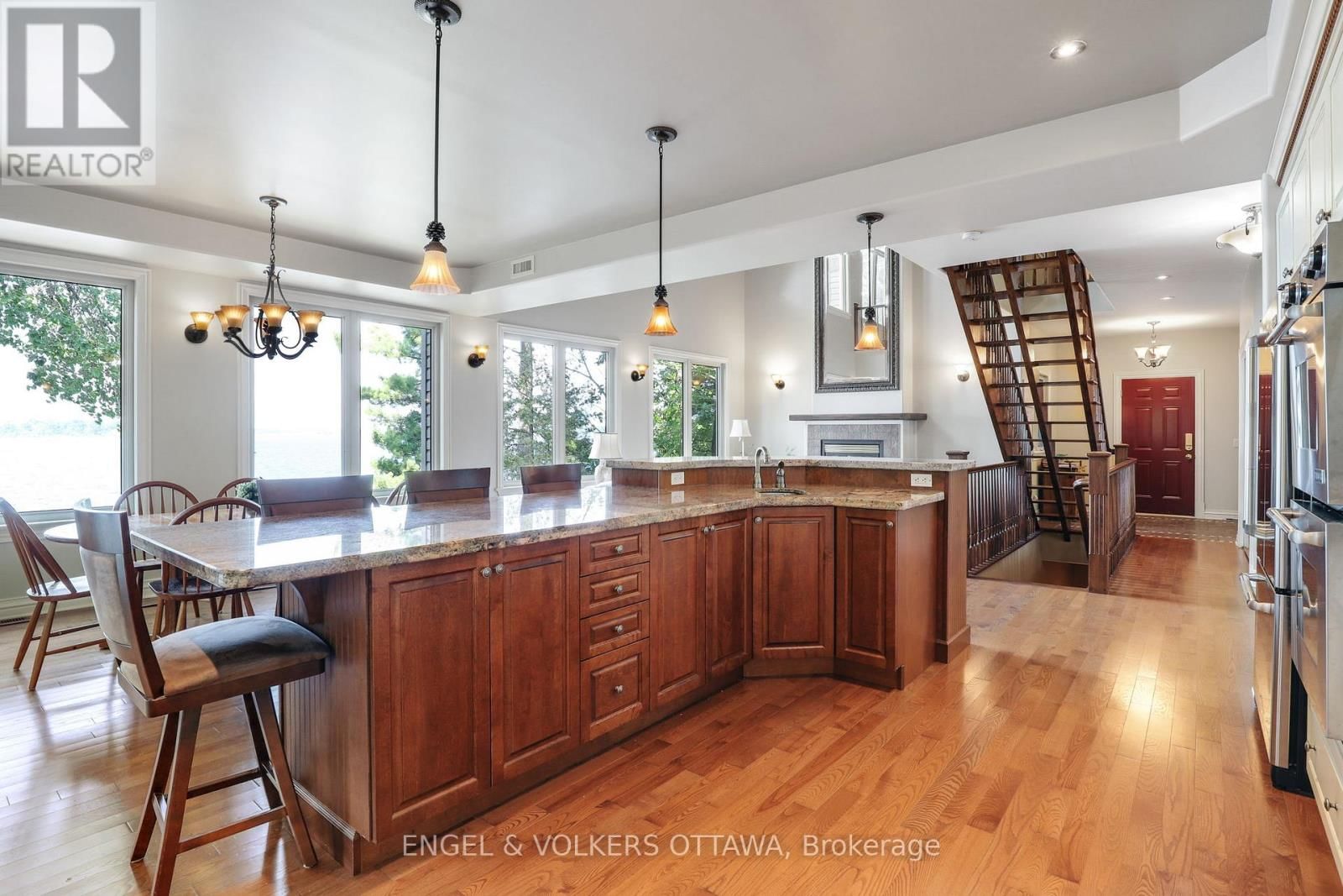 146 BECK'S SHORE ROAD Image 11