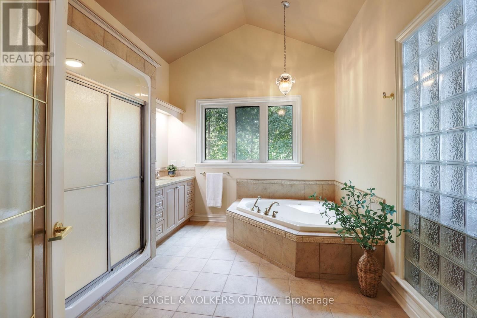 146 BECK'S SHORE ROAD Image 25