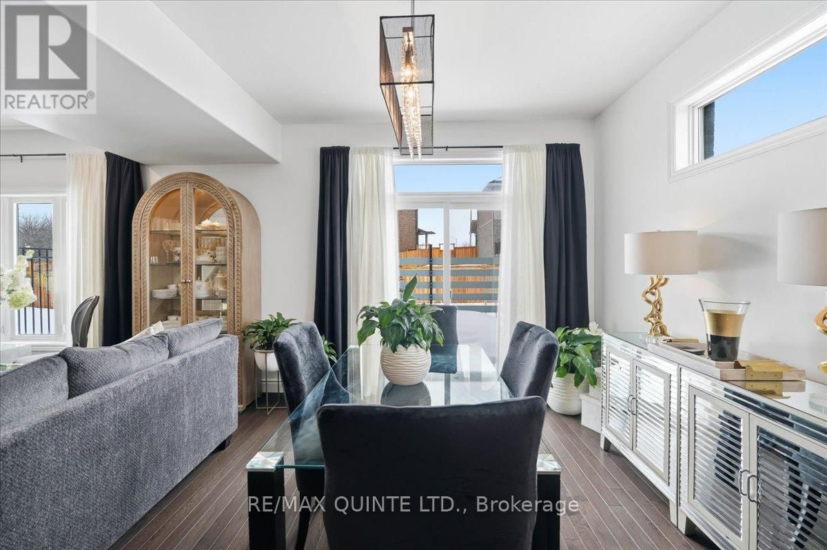 42 KEMPTON AVENUE Image 14