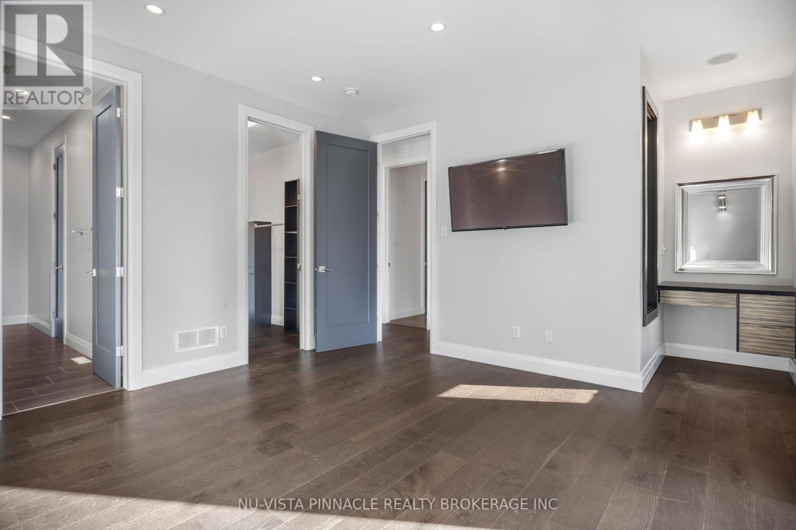 16 - 433 HYDE PARK ROAD Image 18