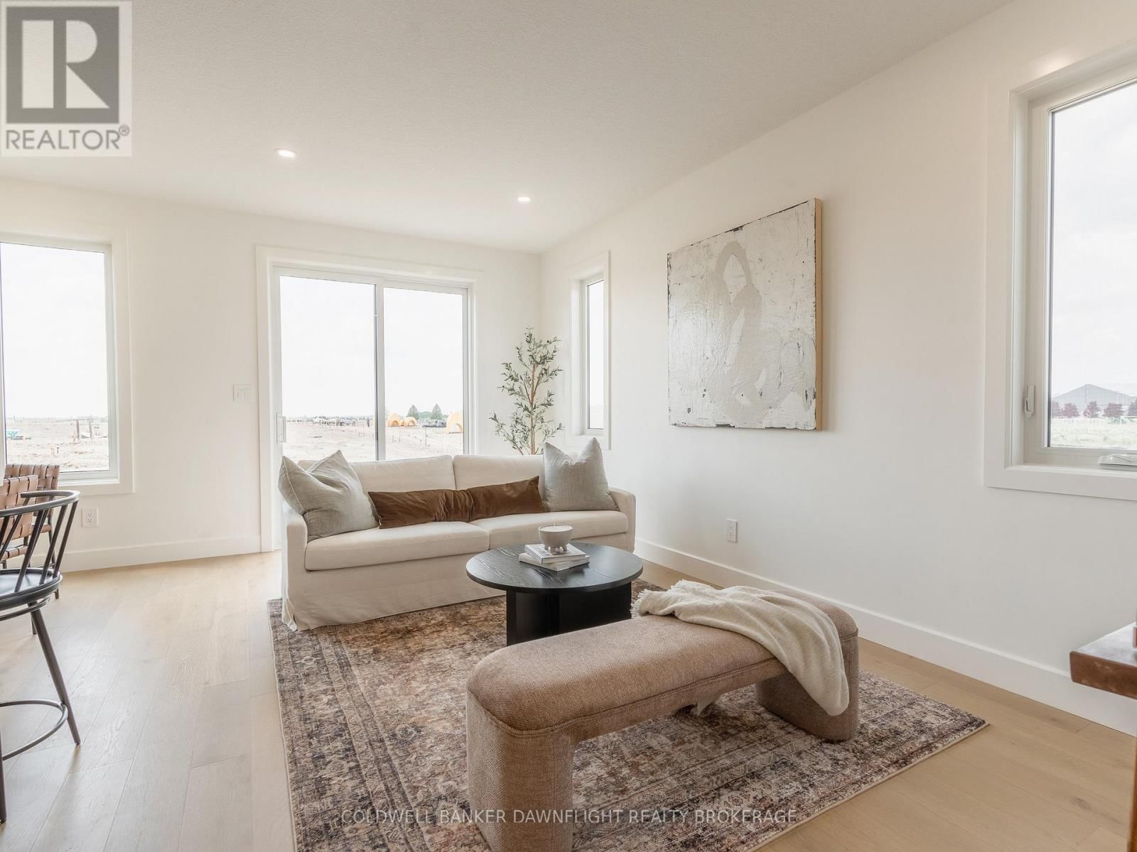 22 - 147 SCOTTS DRIVE Image 10