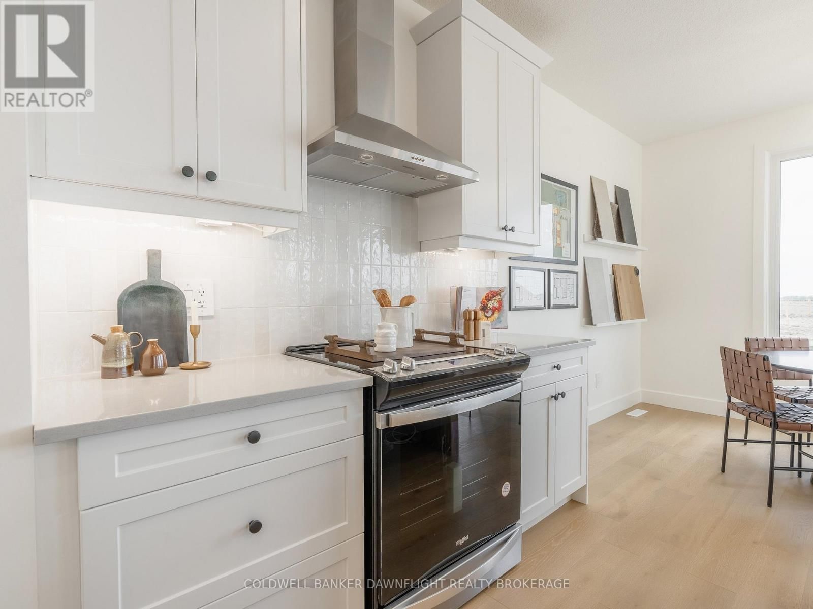 22 - 147 SCOTTS DRIVE Image 17