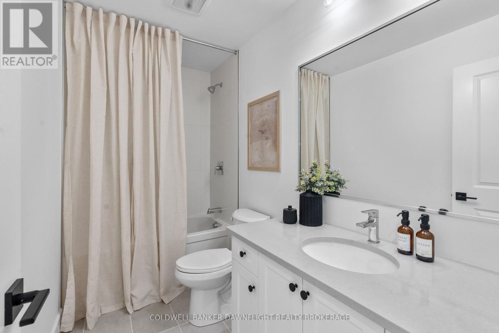 22 - 147 SCOTTS DRIVE Image 23