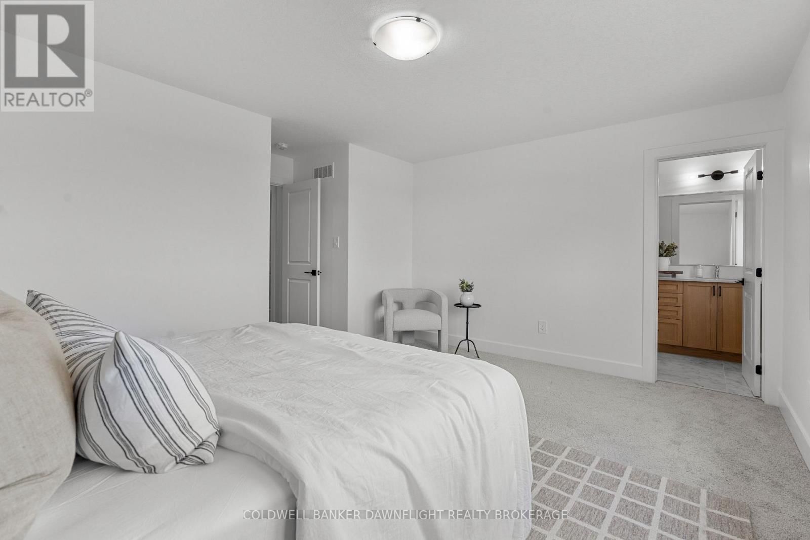 22 - 147 SCOTTS DRIVE Image 33