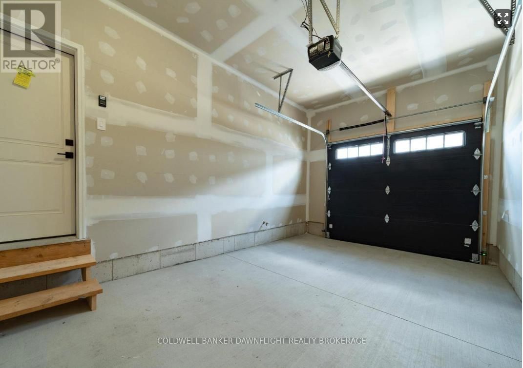 22 - 147 SCOTTS DRIVE Image 40