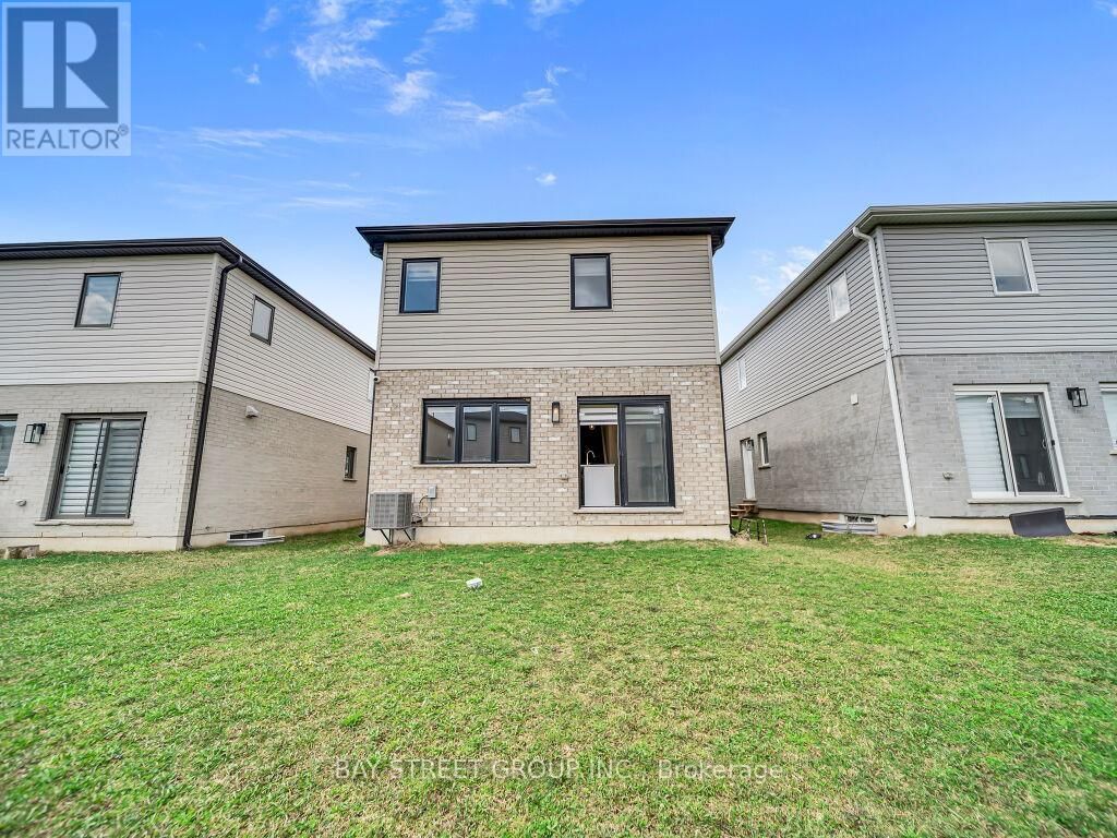 126 BYERS STREET Image 48