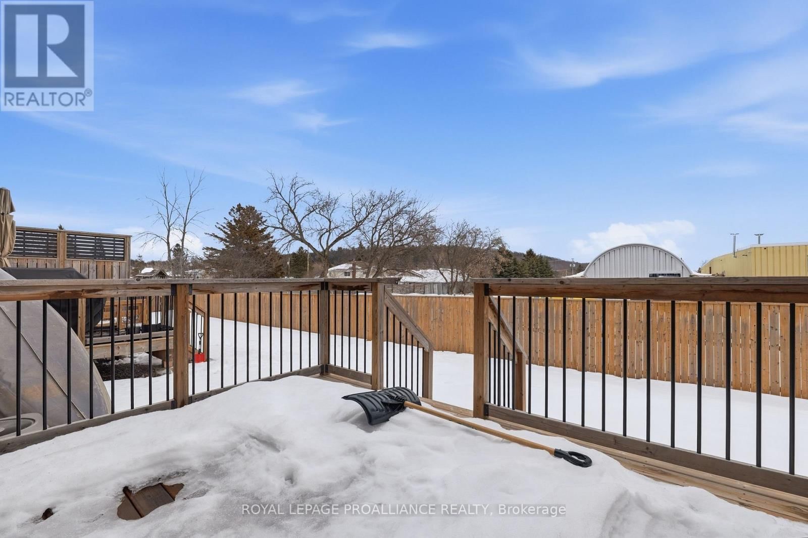 7 BRITTANY LANE Image 17