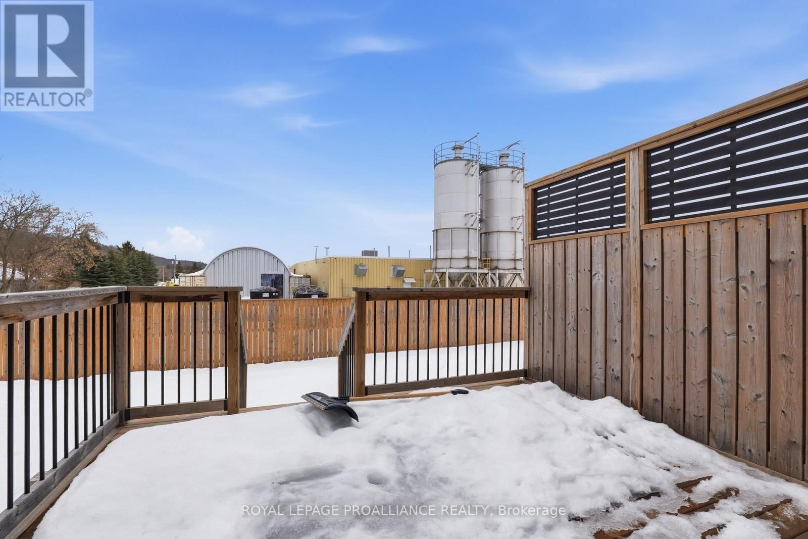 7 BRITTANY LANE Image 18