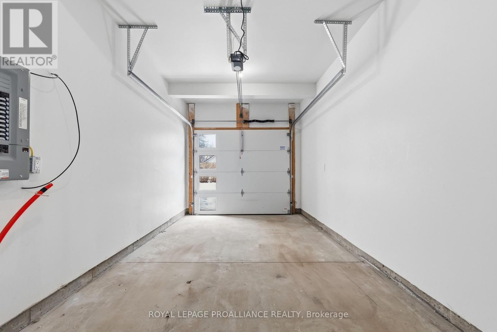 7 BRITTANY LANE Image 19