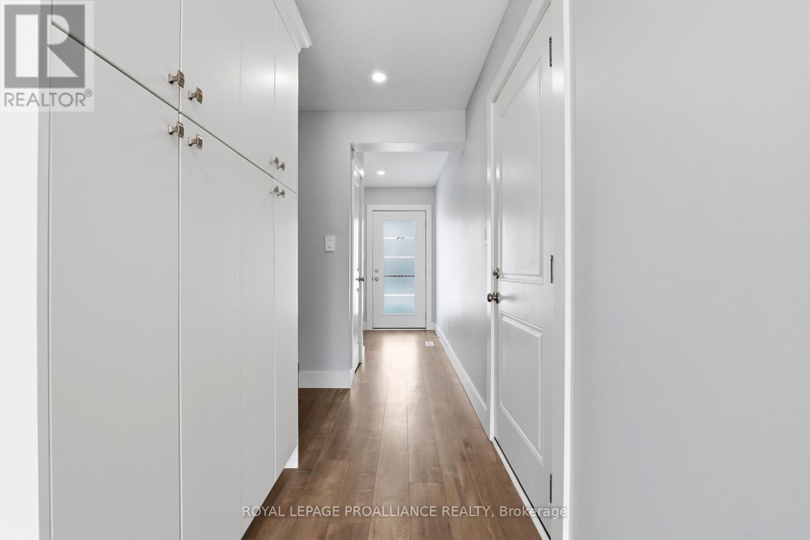 7 BRITTANY LANE Image 6