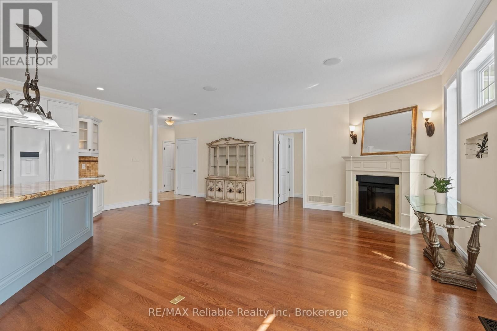 11 OAKWOOD LINKS LANE Image 13