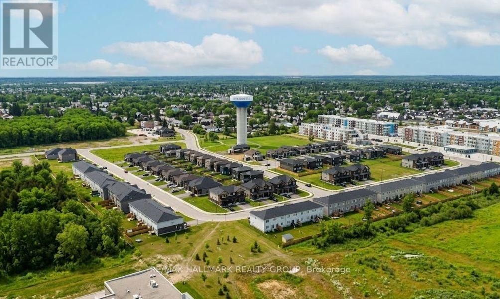 71 MCPHAIL ROAD Image 39