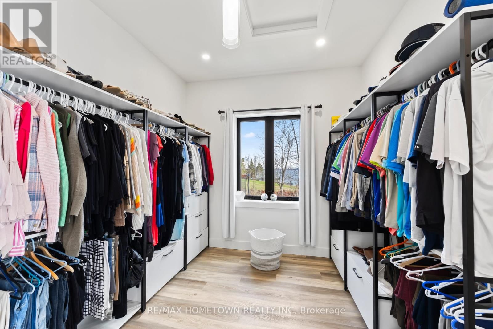 5 SHORESIDE WAY Image 25