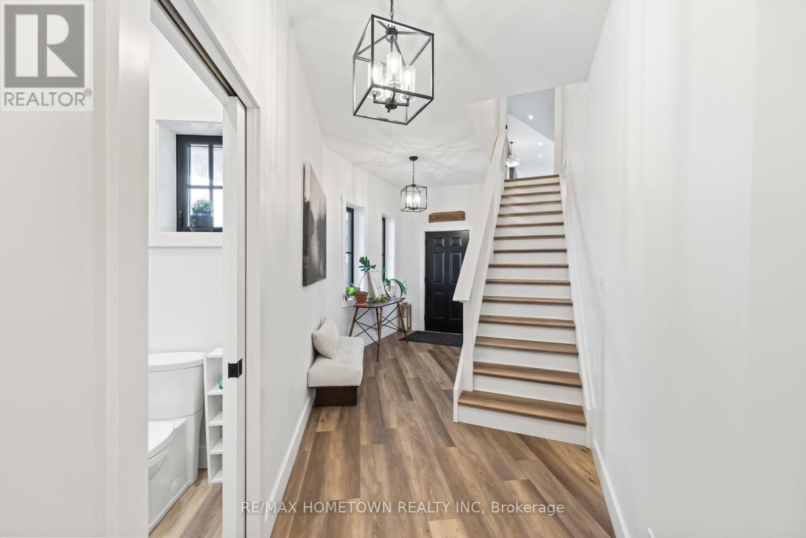 5 SHORESIDE WAY Image 26