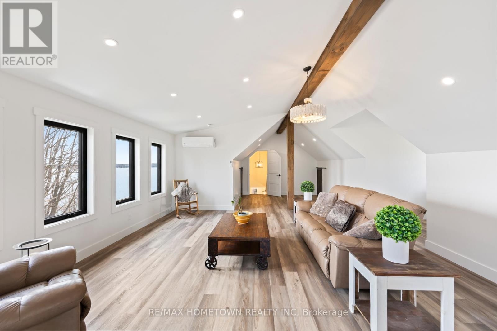 5 SHORESIDE WAY Image 28