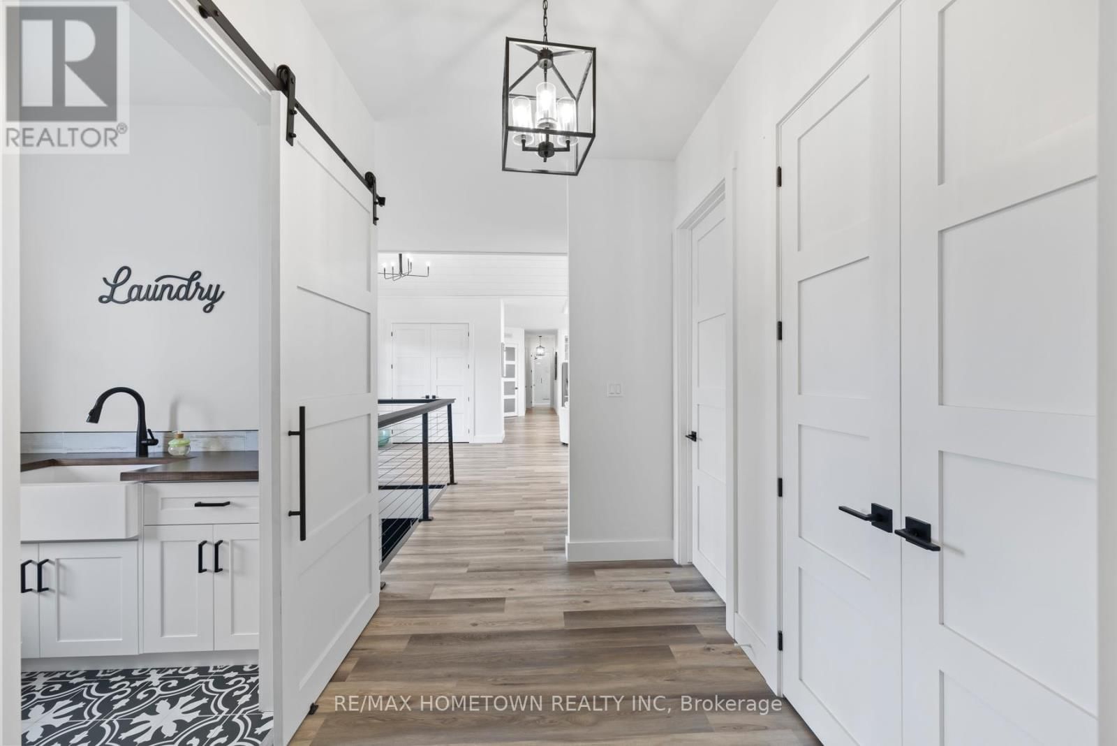 5 SHORESIDE WAY Image 34